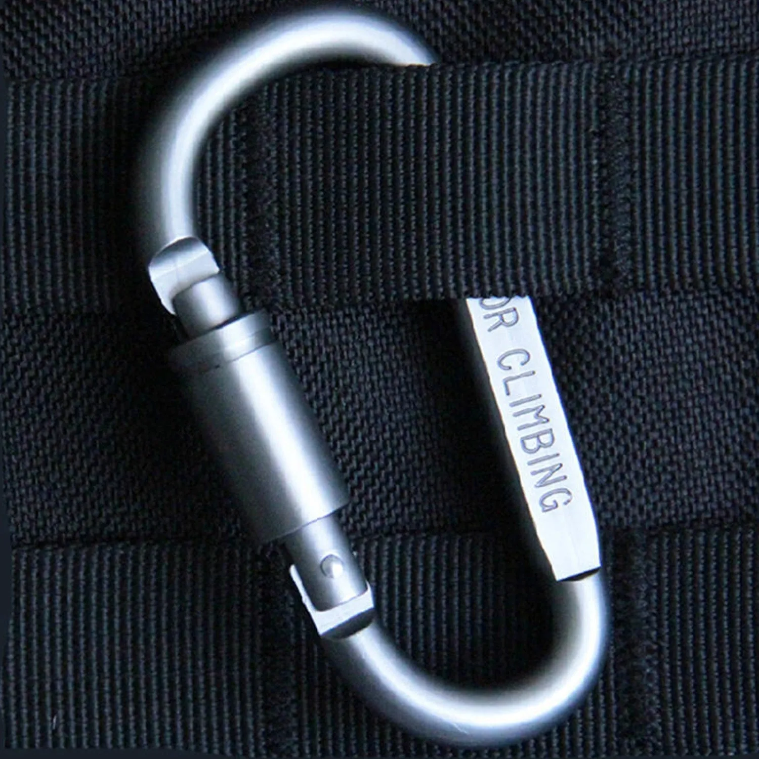 Camping Equipment Aluminum Carabiner Hunting Survival Kit Lock Mountain Travel Accessories ( 1 pc )